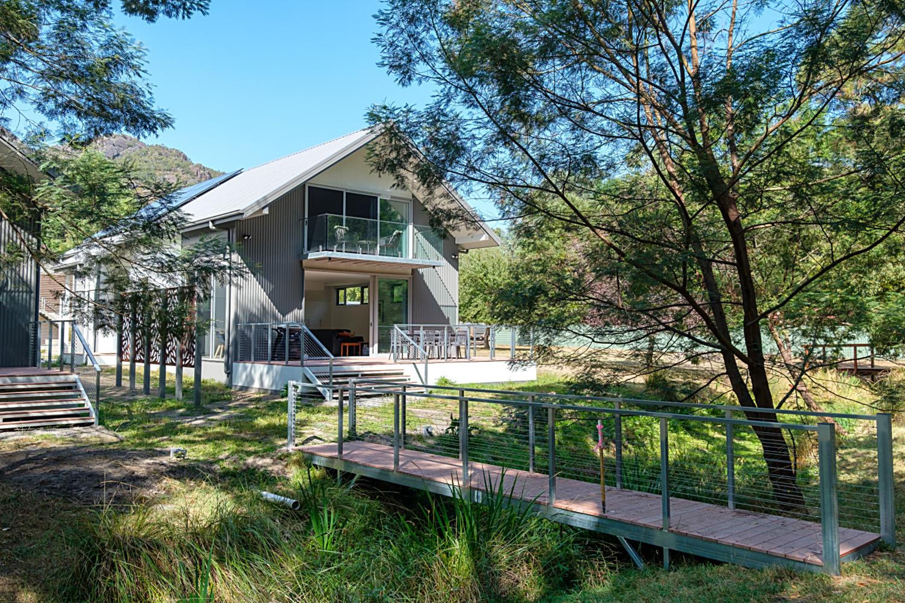 Serenity HG4A 4Br 3&half Ba with Absolute National Park Frontage