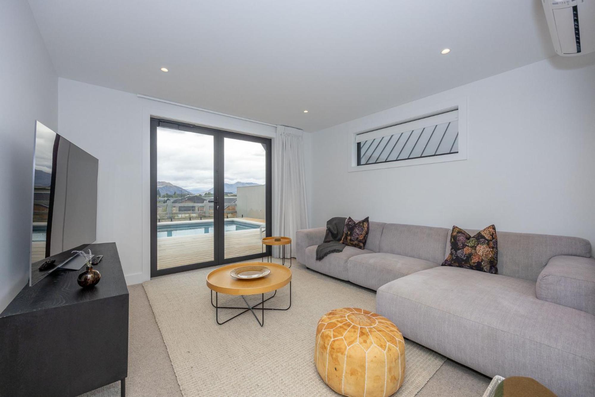 Marjon Peak Retreat | Spa, Pool & Mountain Views