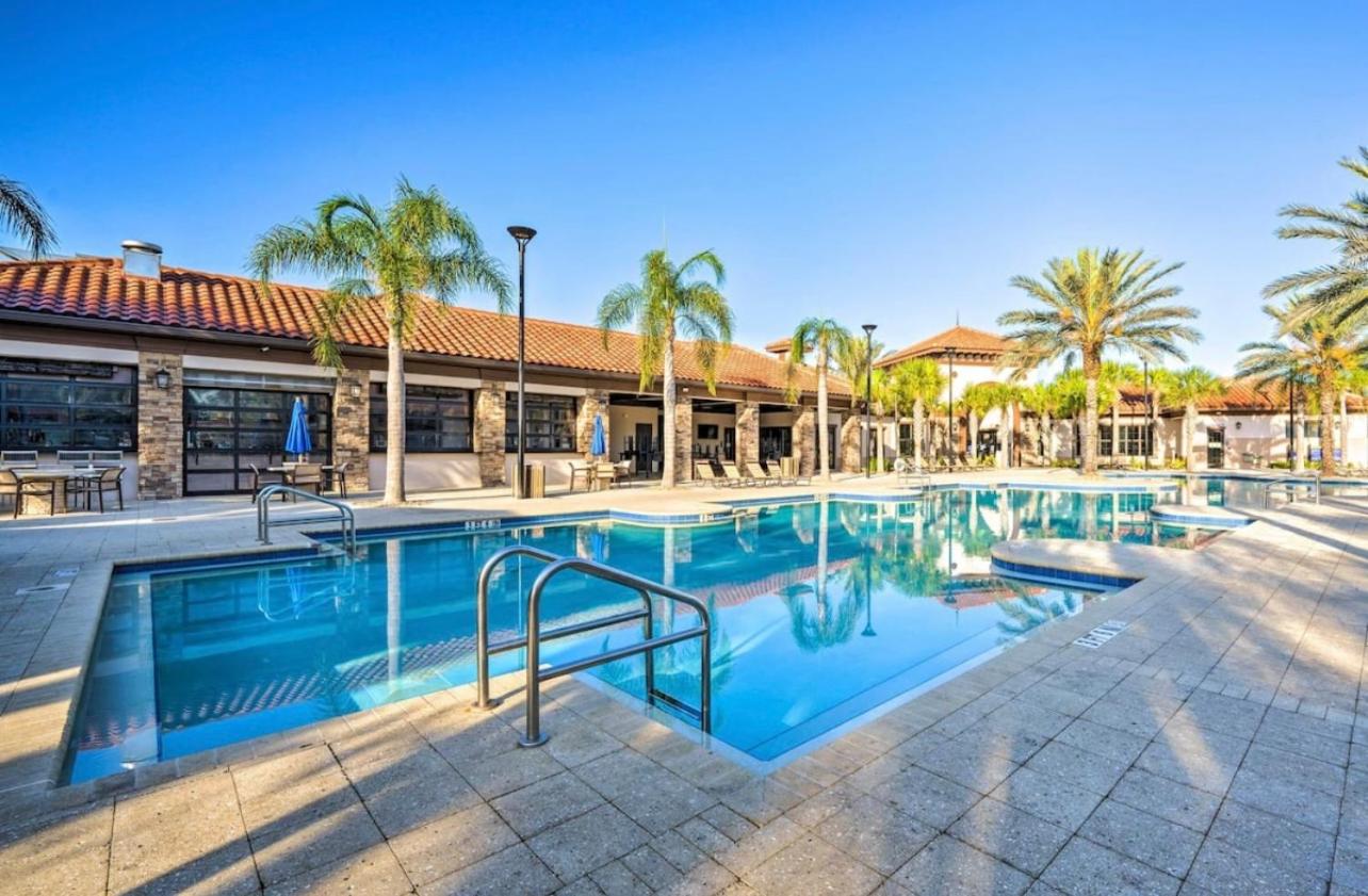 5 Bedroom Private Pool Home 15 Min to Disney World, Davenport