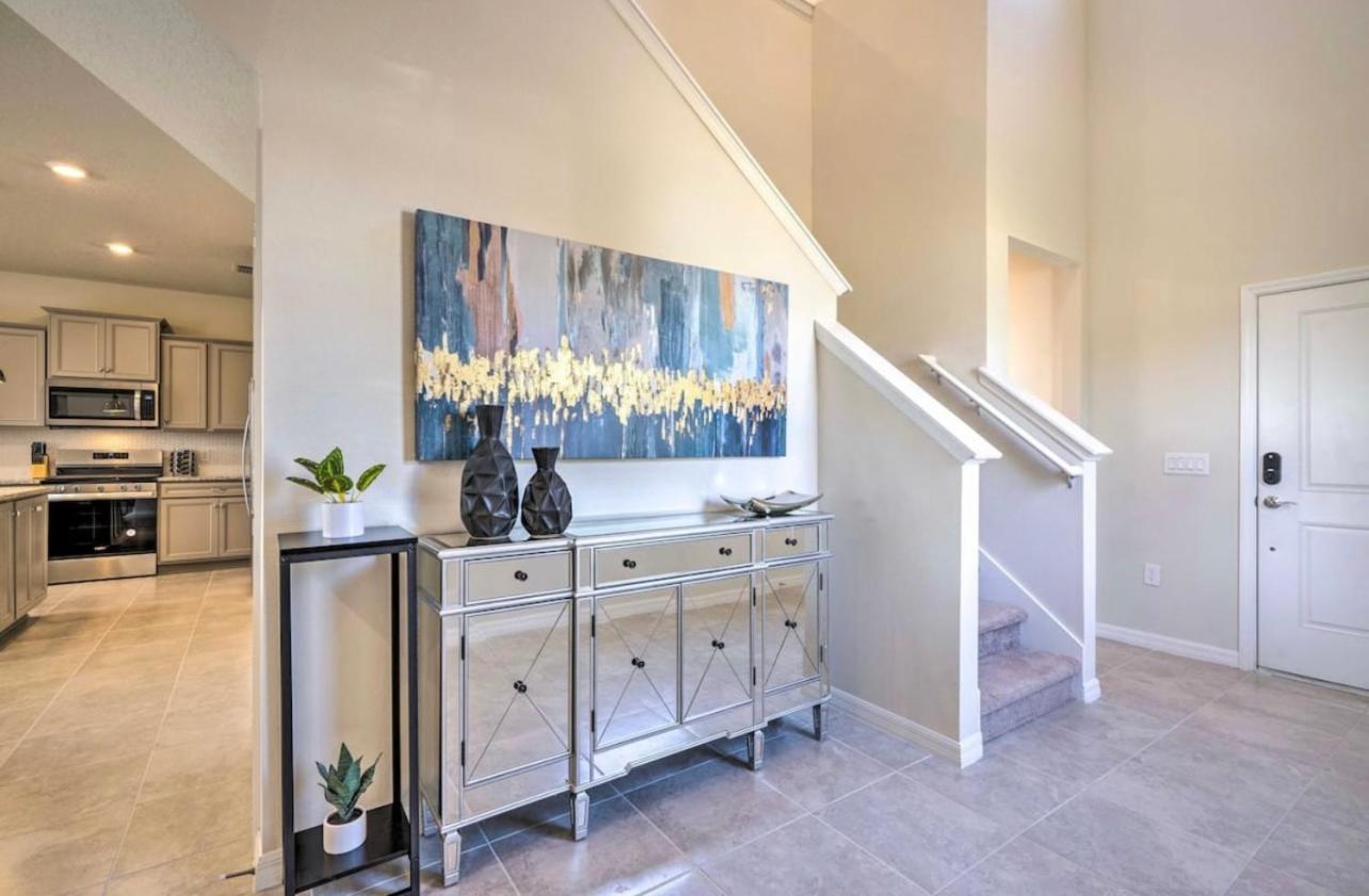 5 Bedroom Private Pool Home 15 Min to Disney World, Davenport
