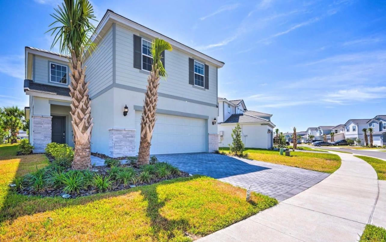 5 Bedroom Private Pool Home 15 Min to Disney World, Davenport