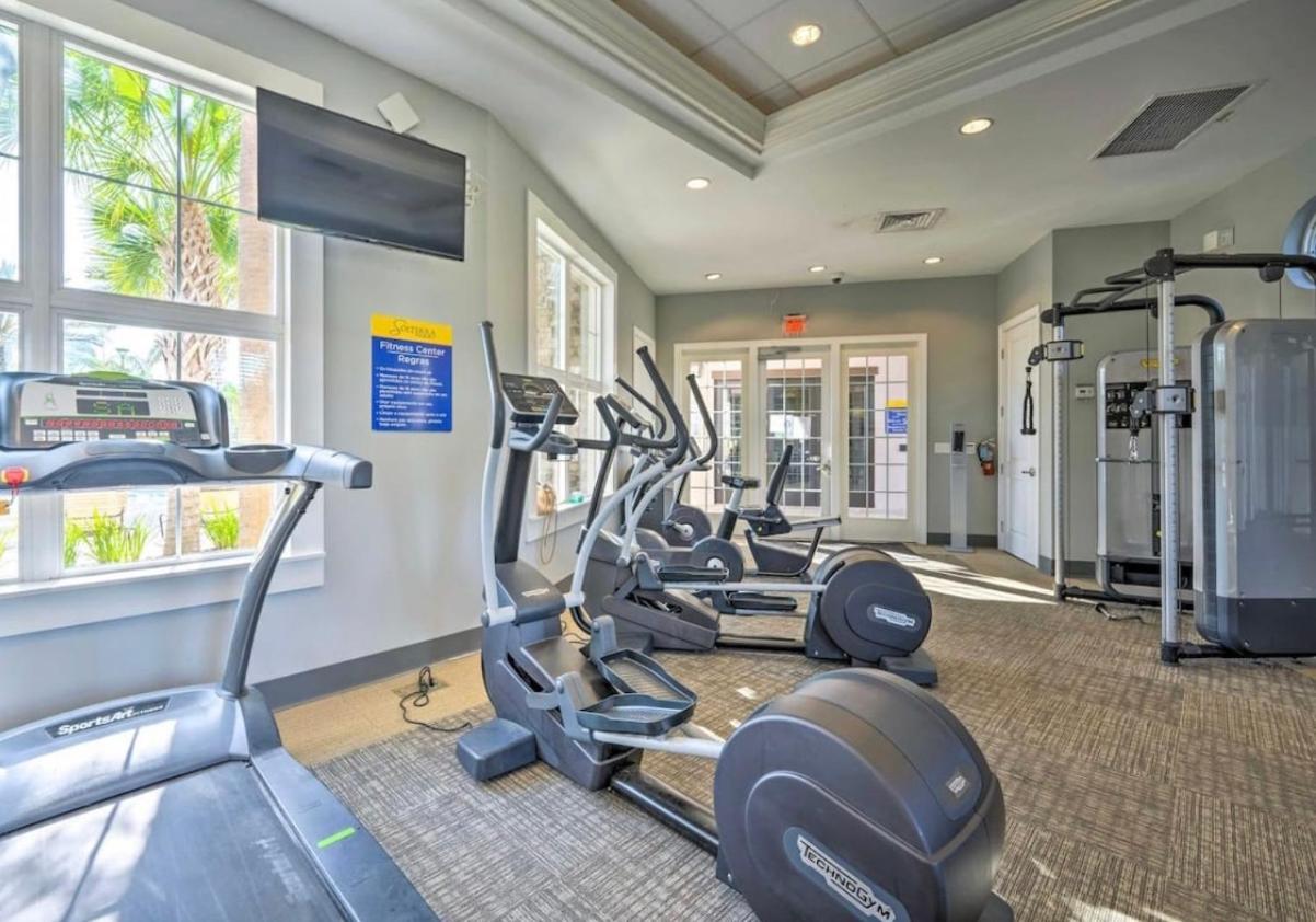 5 Bedroom Private Pool Home 15 Min to Disney World, Davenport