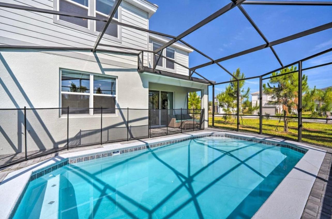 5 Bedroom Private Pool Home 15 Min to Disney World, Davenport