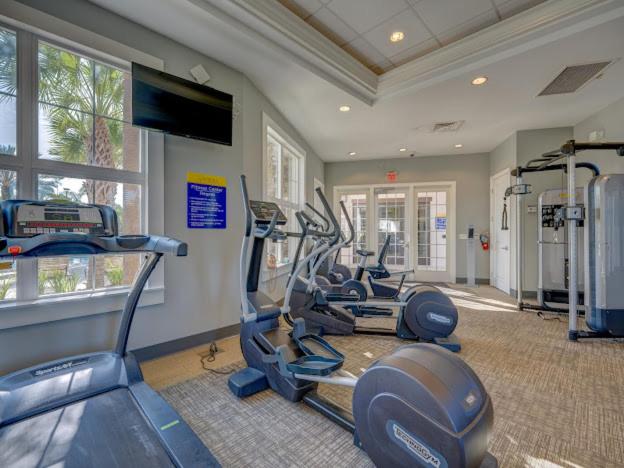 5 Bedroom Private Pool Home 15 Min to Disney World, Davenport