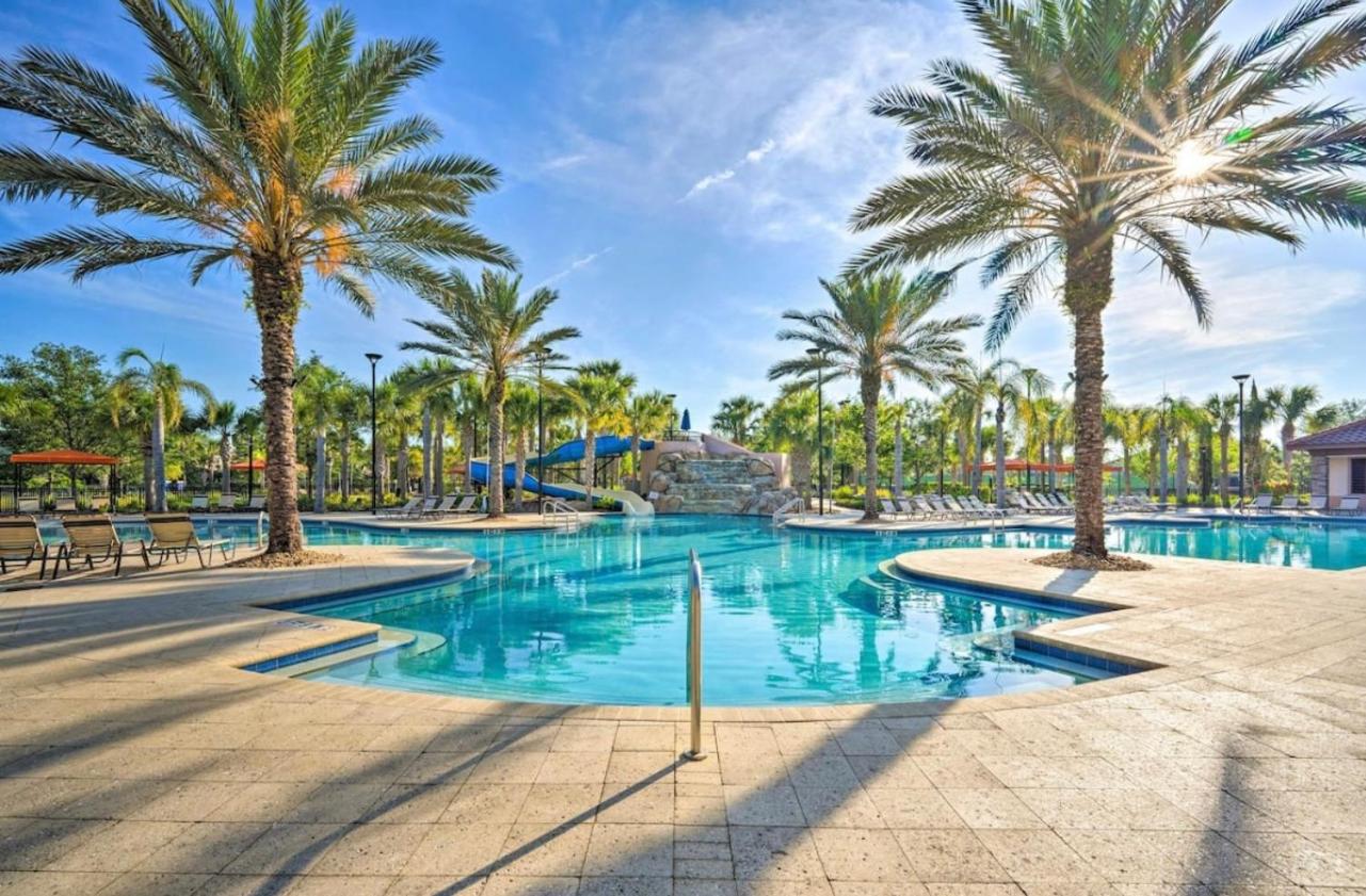 5 Bedroom Private Pool Home 15 Min to Disney World, Davenport