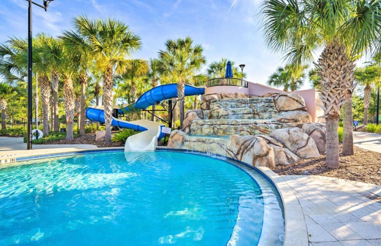 5 Bedroom Private Pool Home 15 Min to Disney World, Davenport