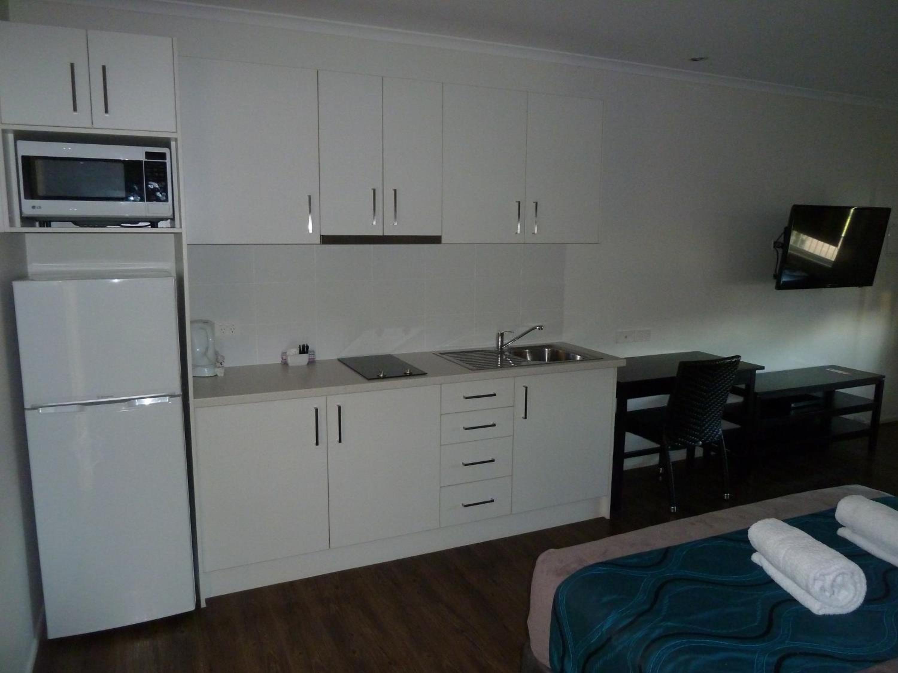 Photo 6