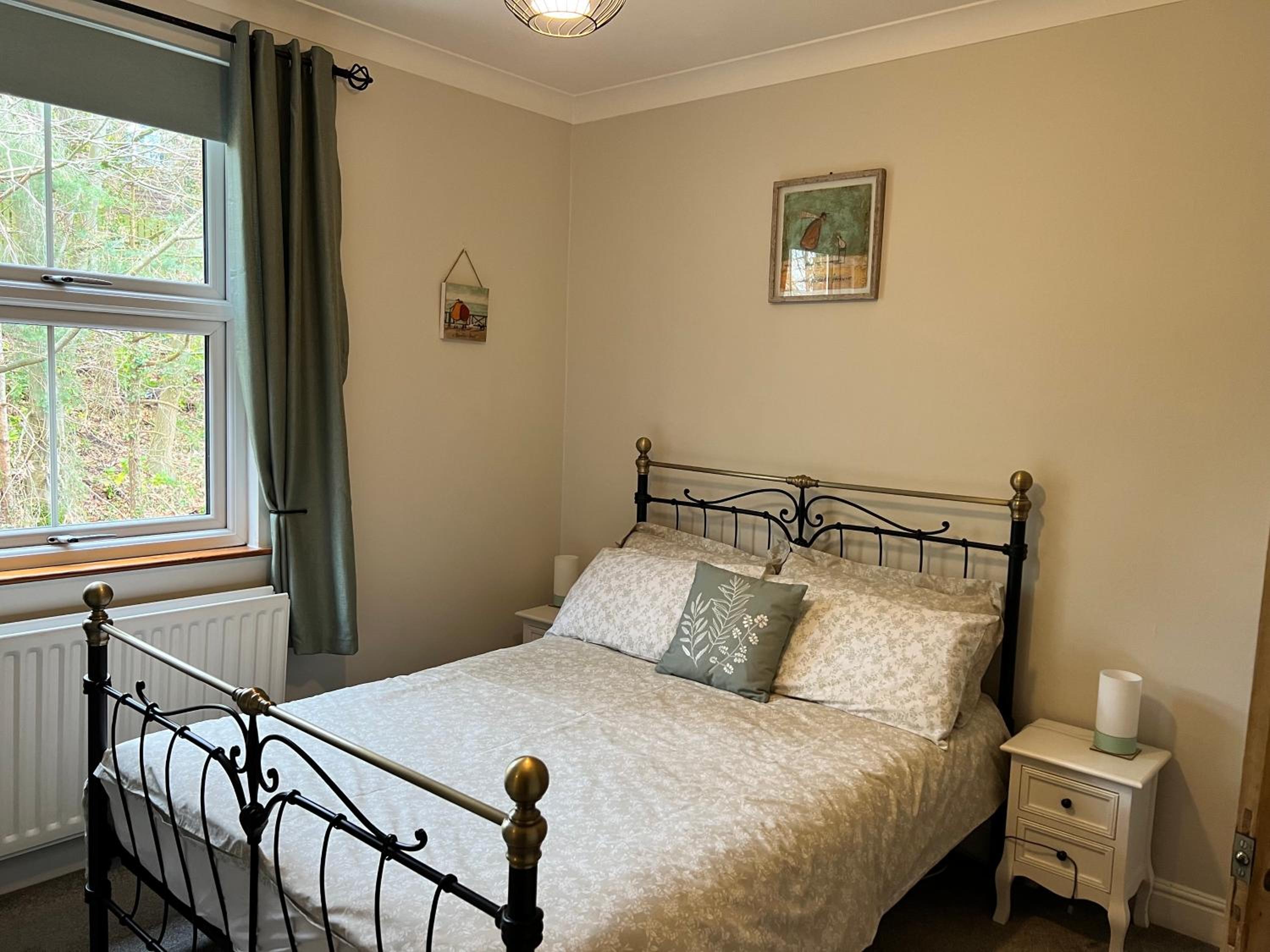 Cosy Heather Cottage