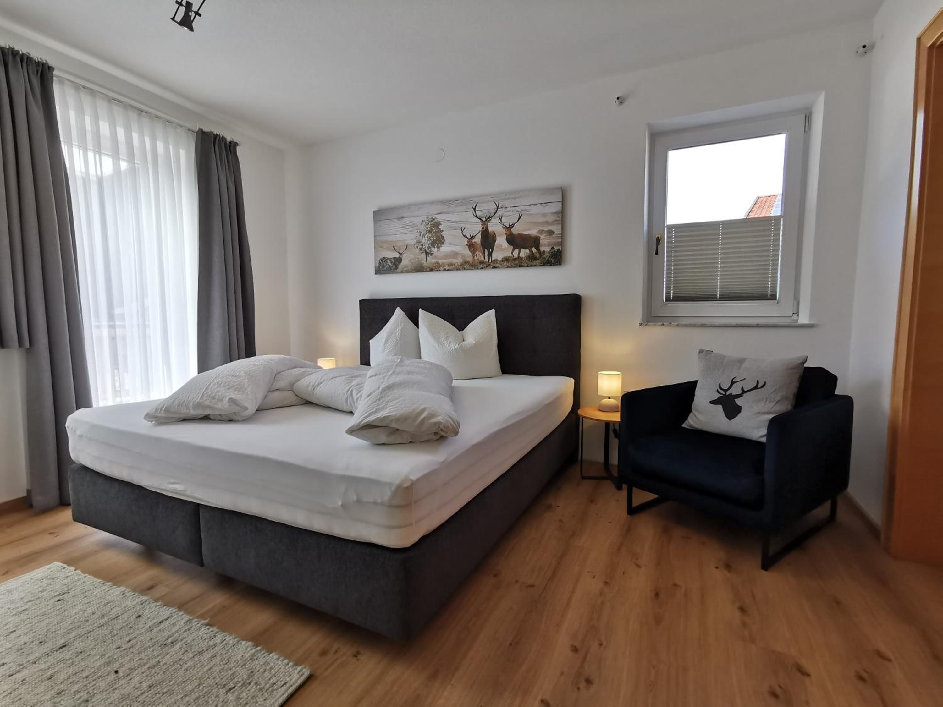 Bella Vista Apartments