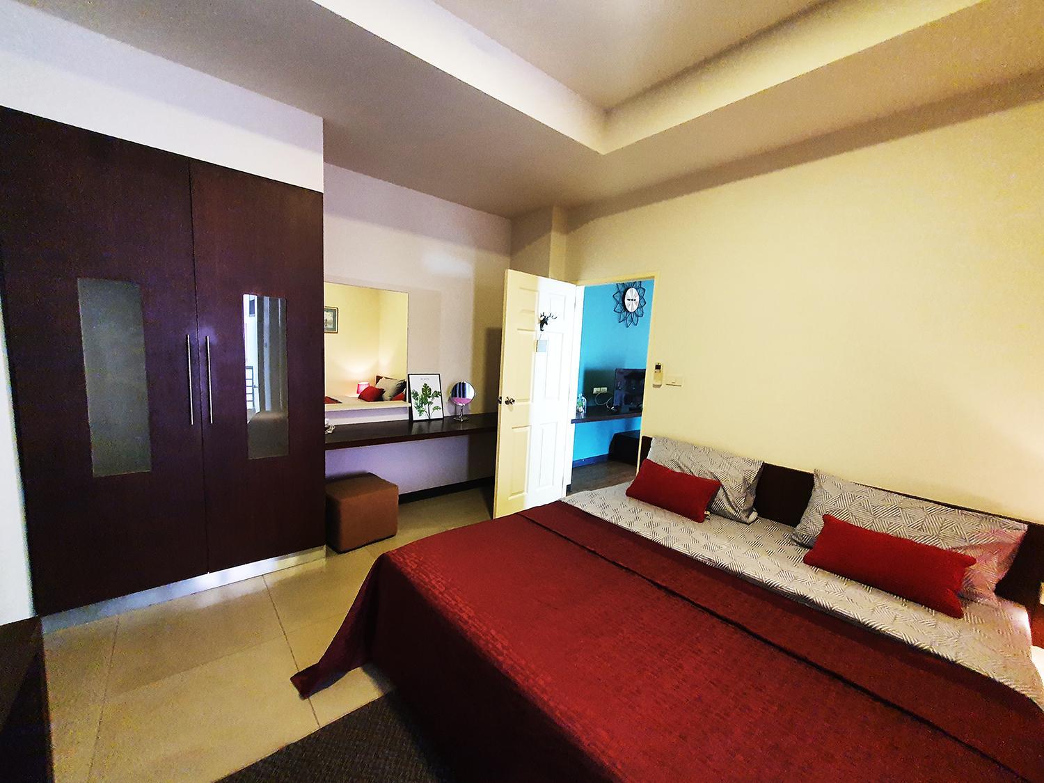 552 Residence
