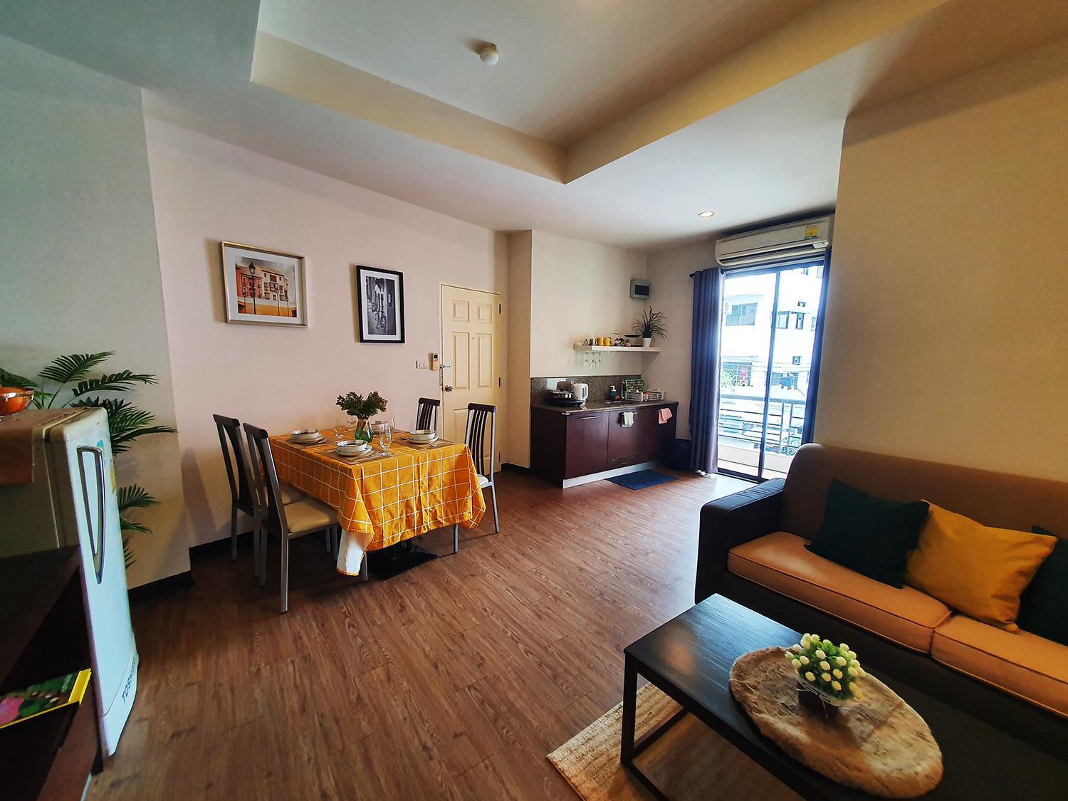 552 Residence