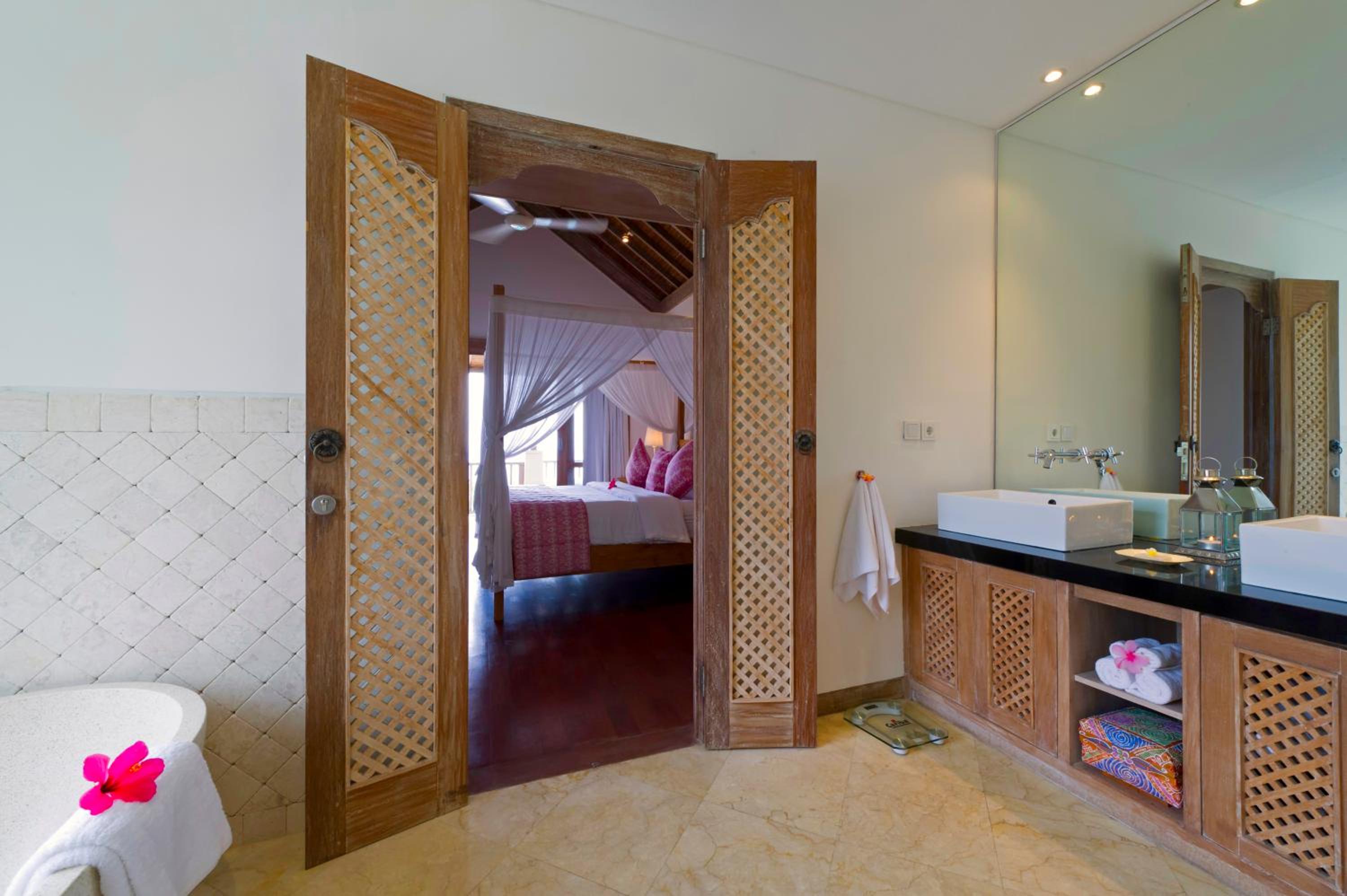 Siri Mendira Beach Villas