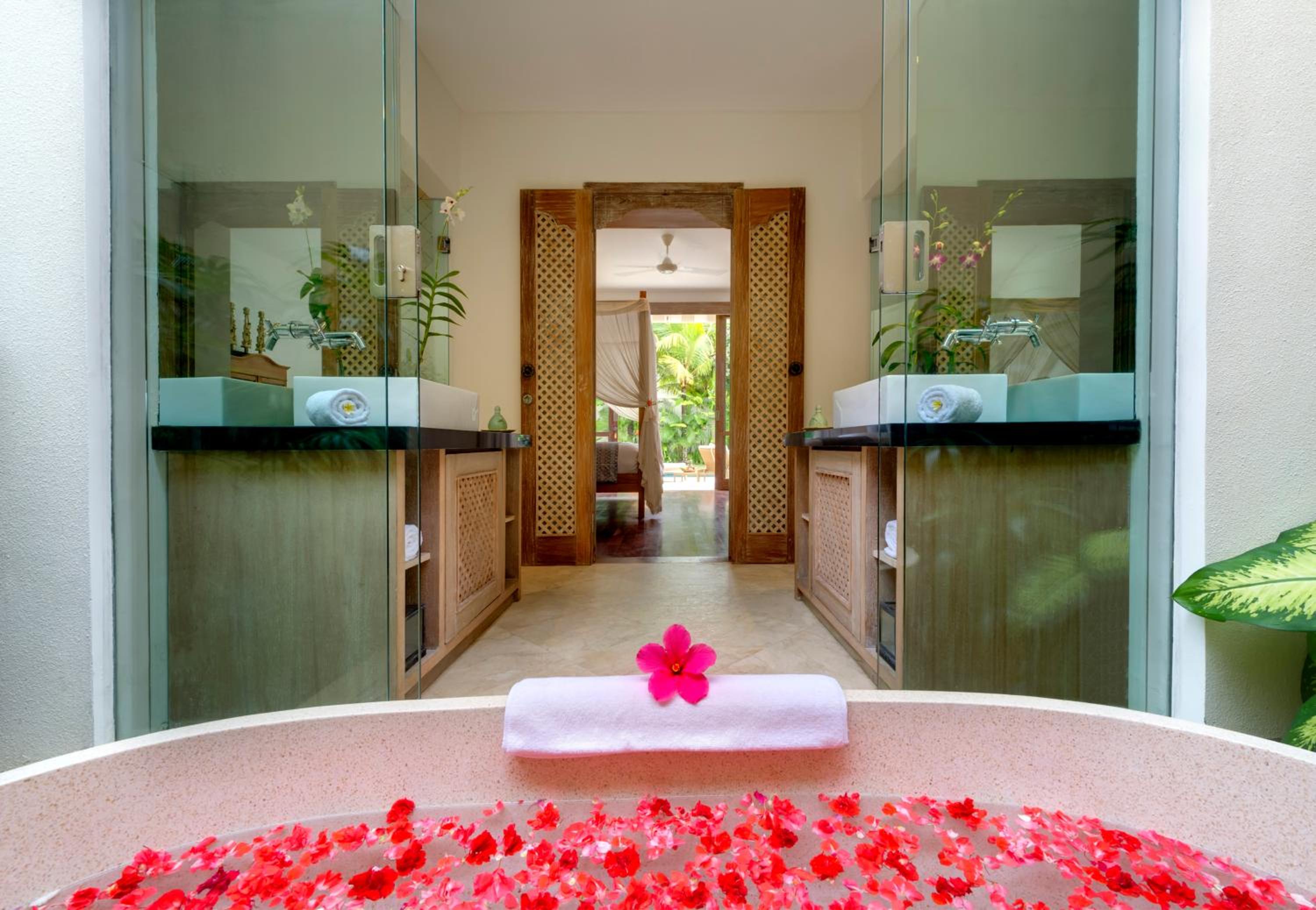 Siri Mendira Beach Villas