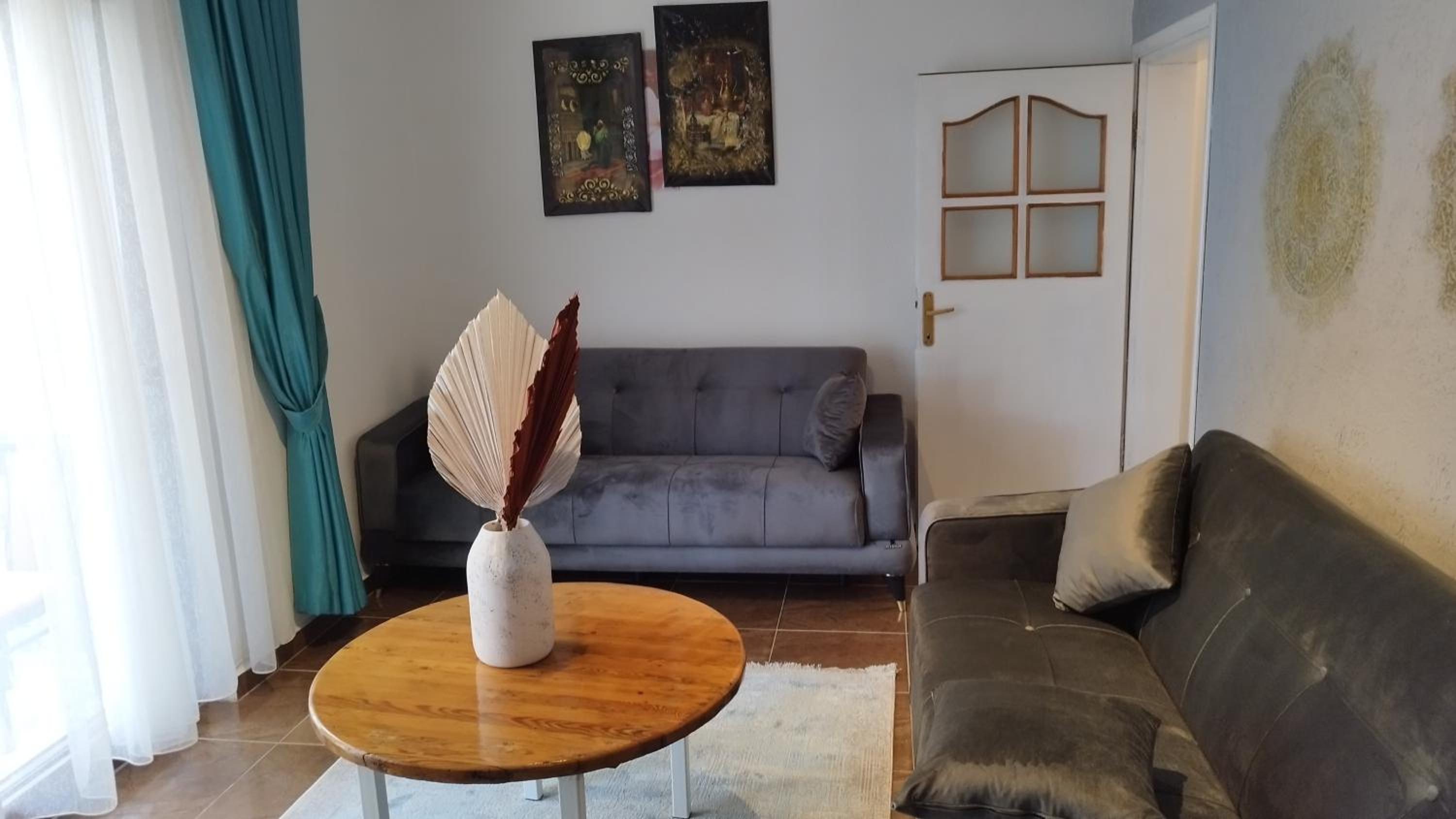 Cemils Guest House