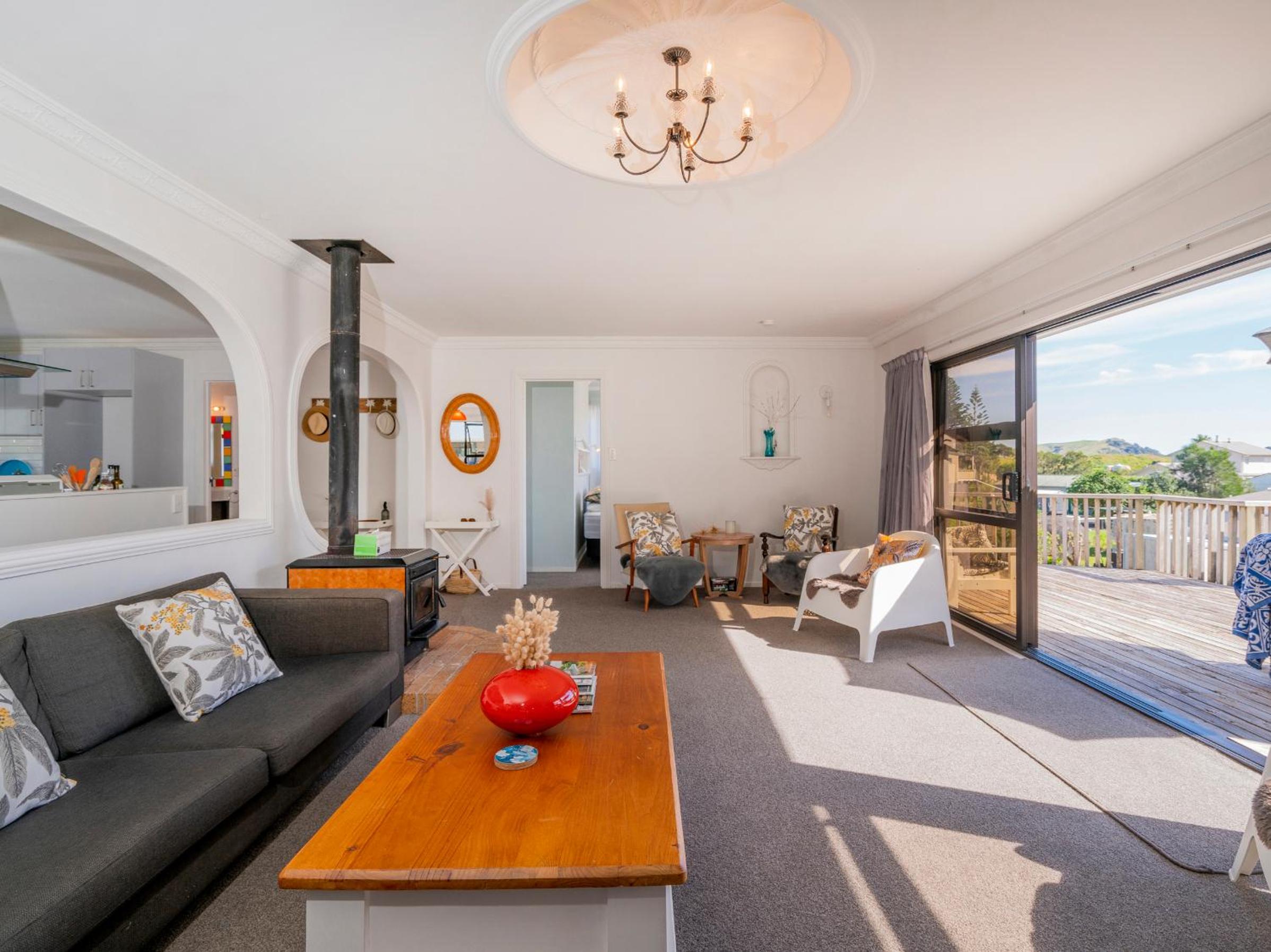Opito Sea'scape - Opito Bay Holiday Home view 4