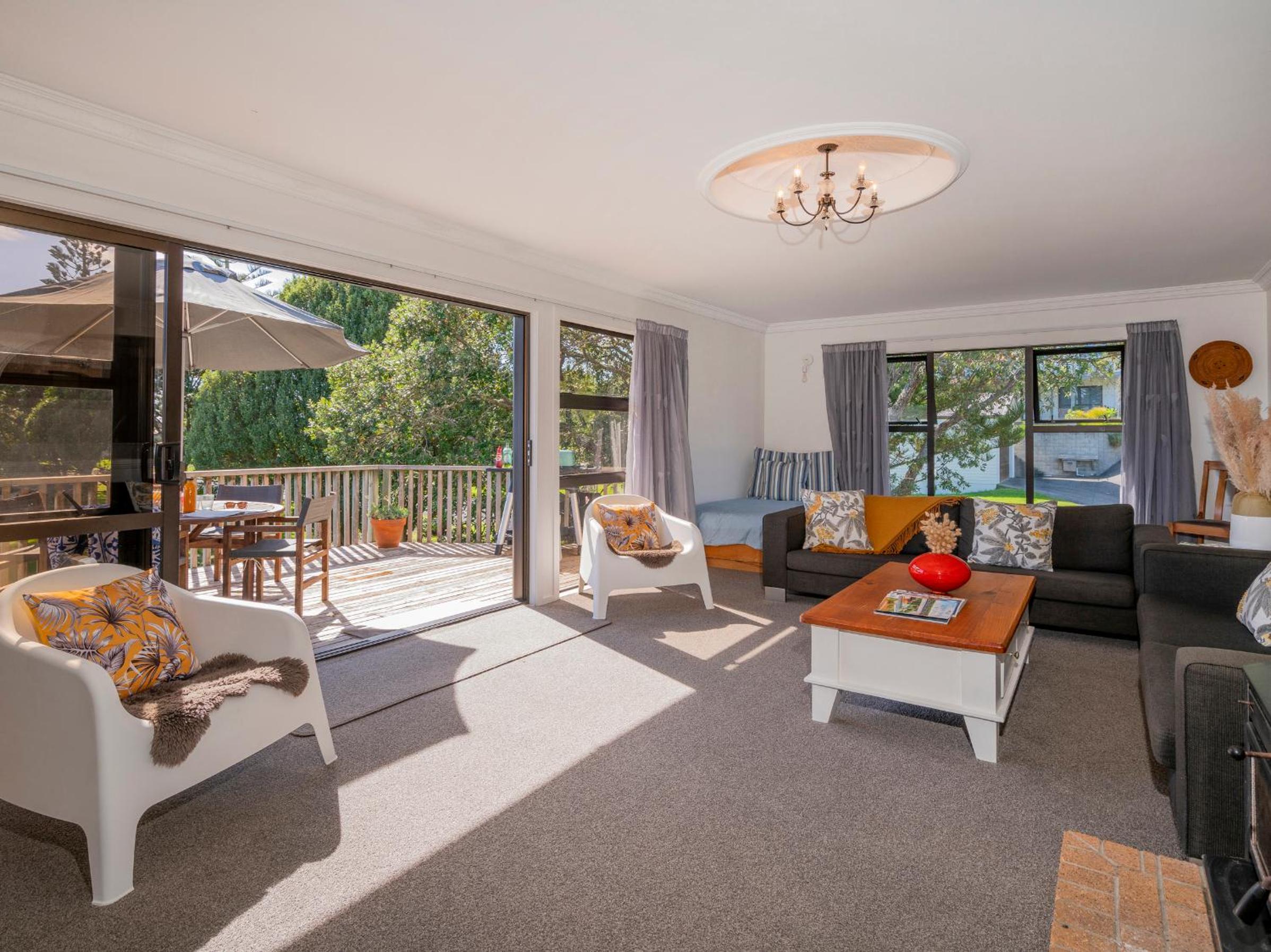 Opito Sea'scape - Opito Bay Holiday Home view 3