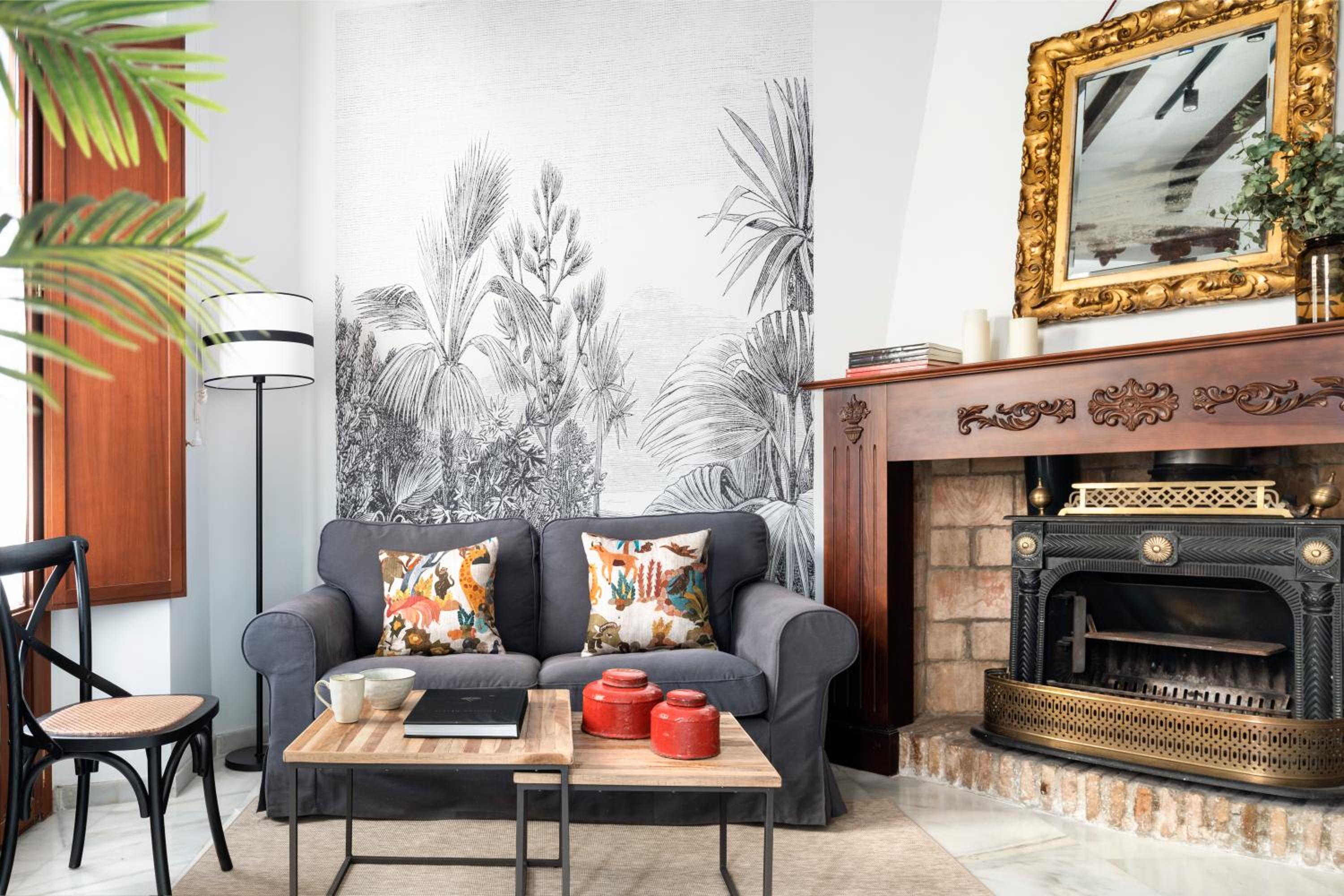 Hernando Colón Suite Apartments