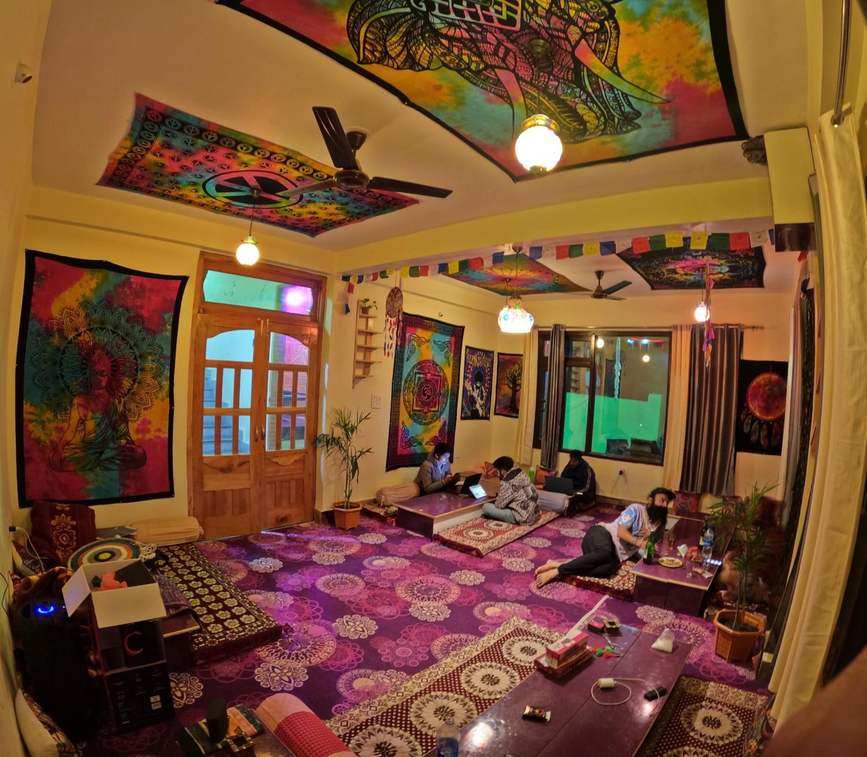 lounge