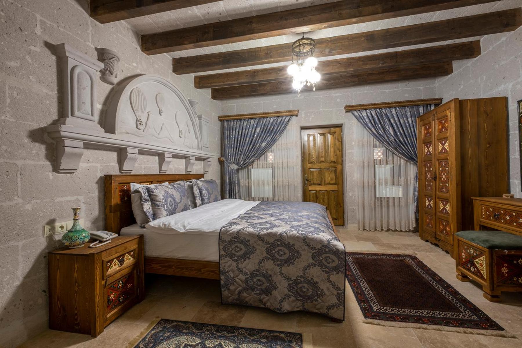 Underground Cave Suites Hotel - Image 73