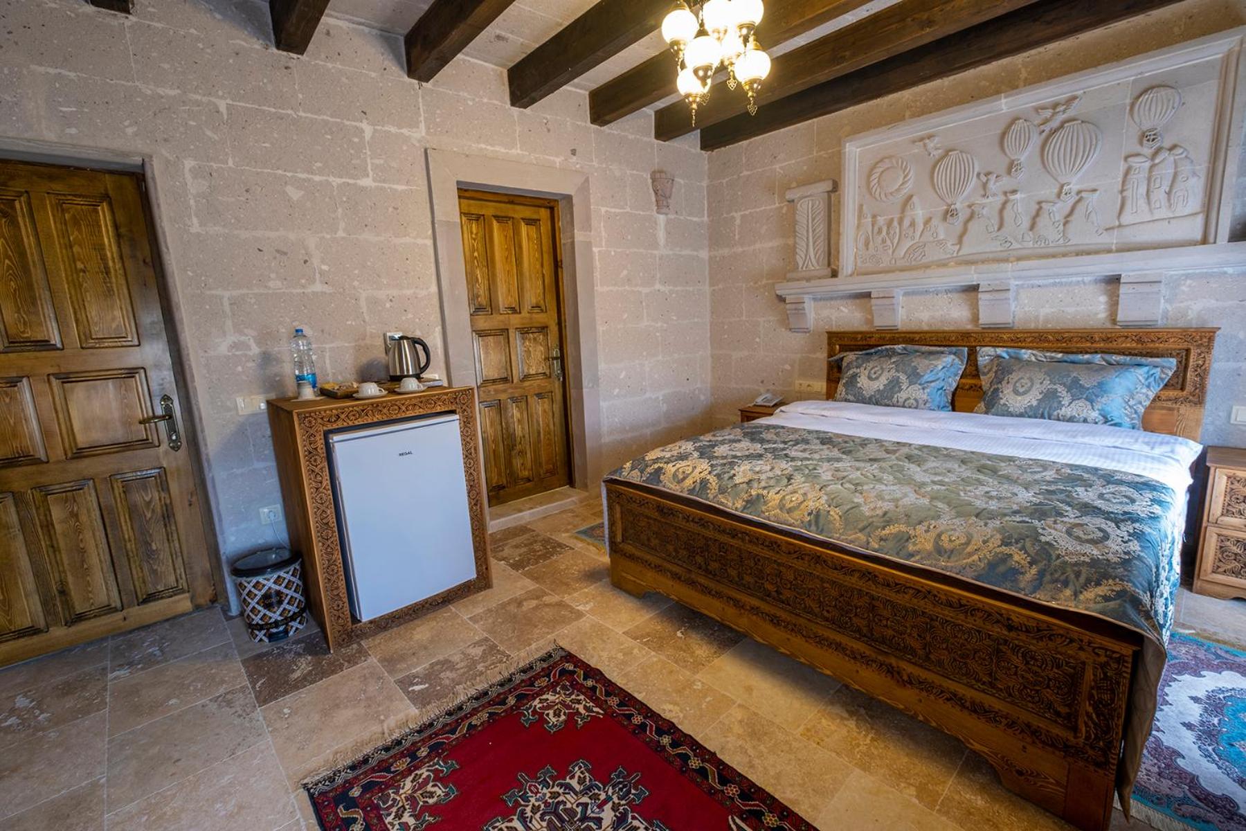 Underground Cave Suites Hotel - Image 49