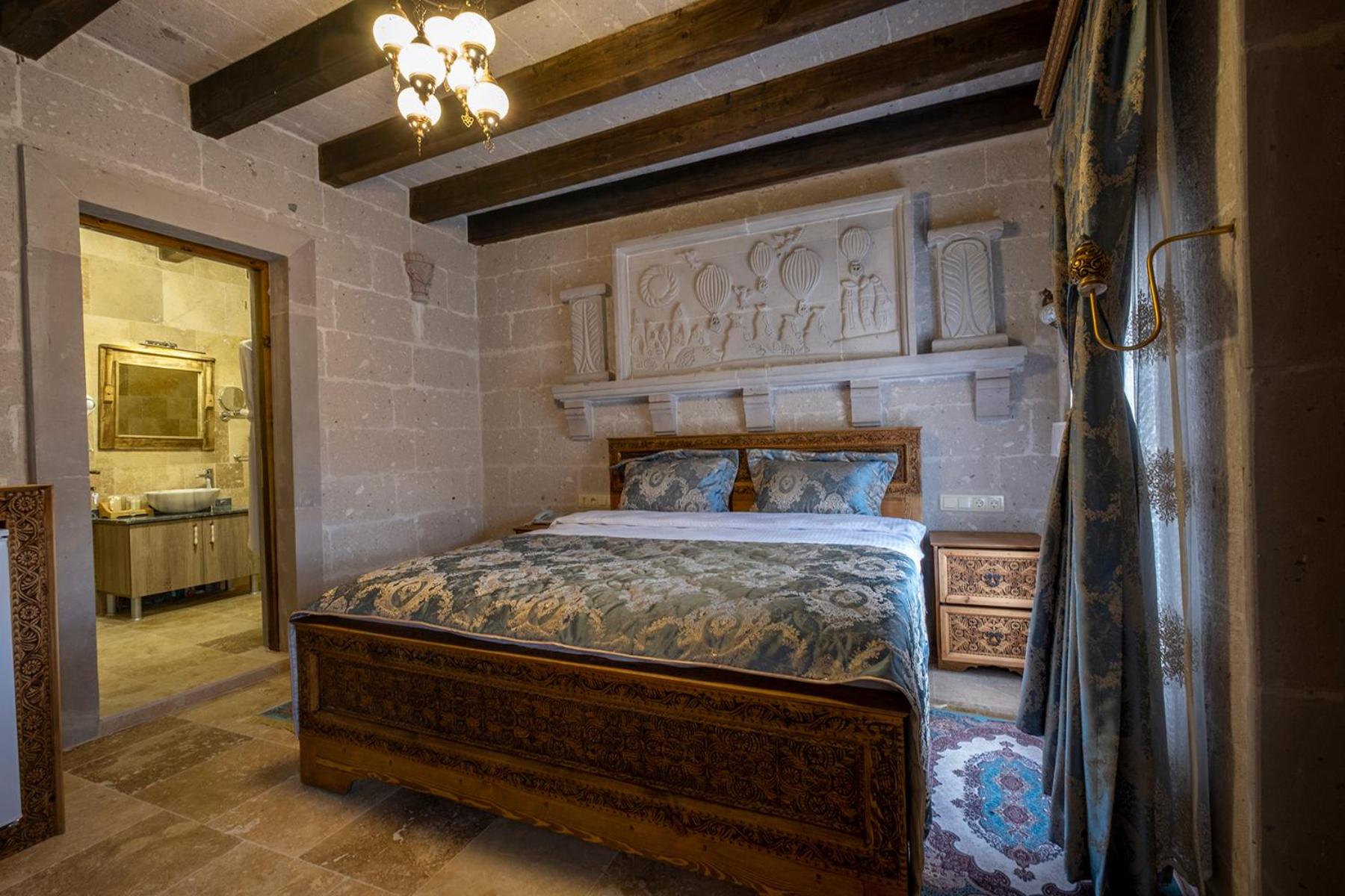 Underground Cave Suites Hotel - Image 51