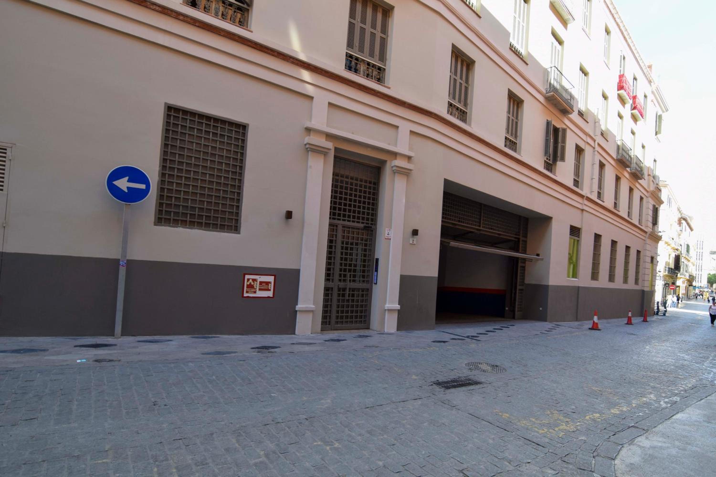 Letmalaga Plaza del Teatro Premium