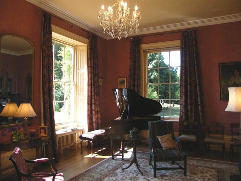 Glebe House Muston
