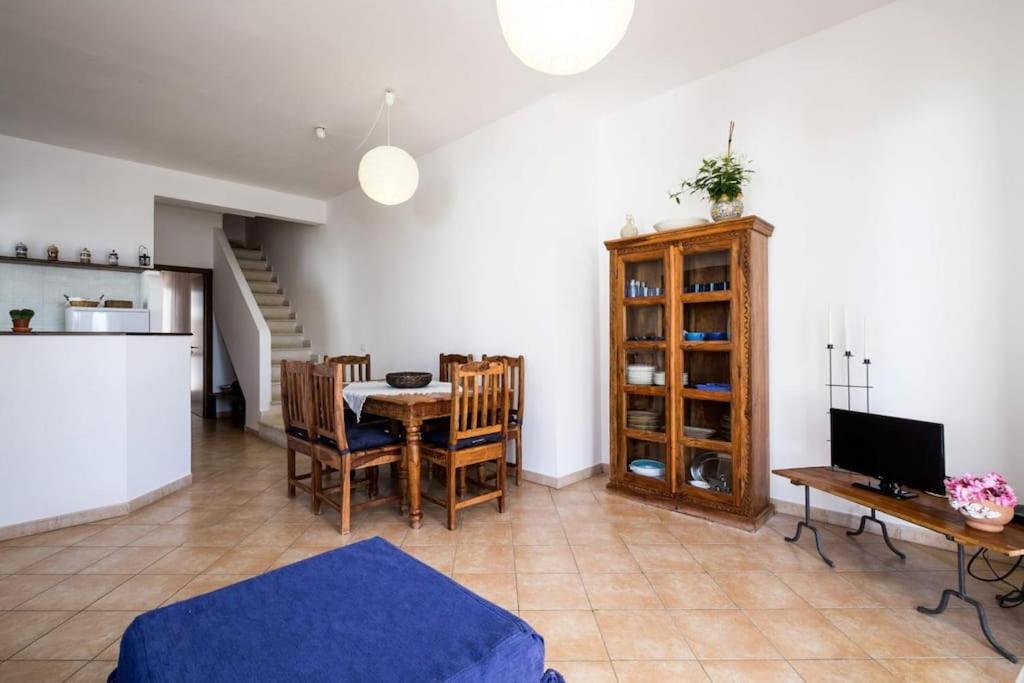 Villa levante Macari view 5