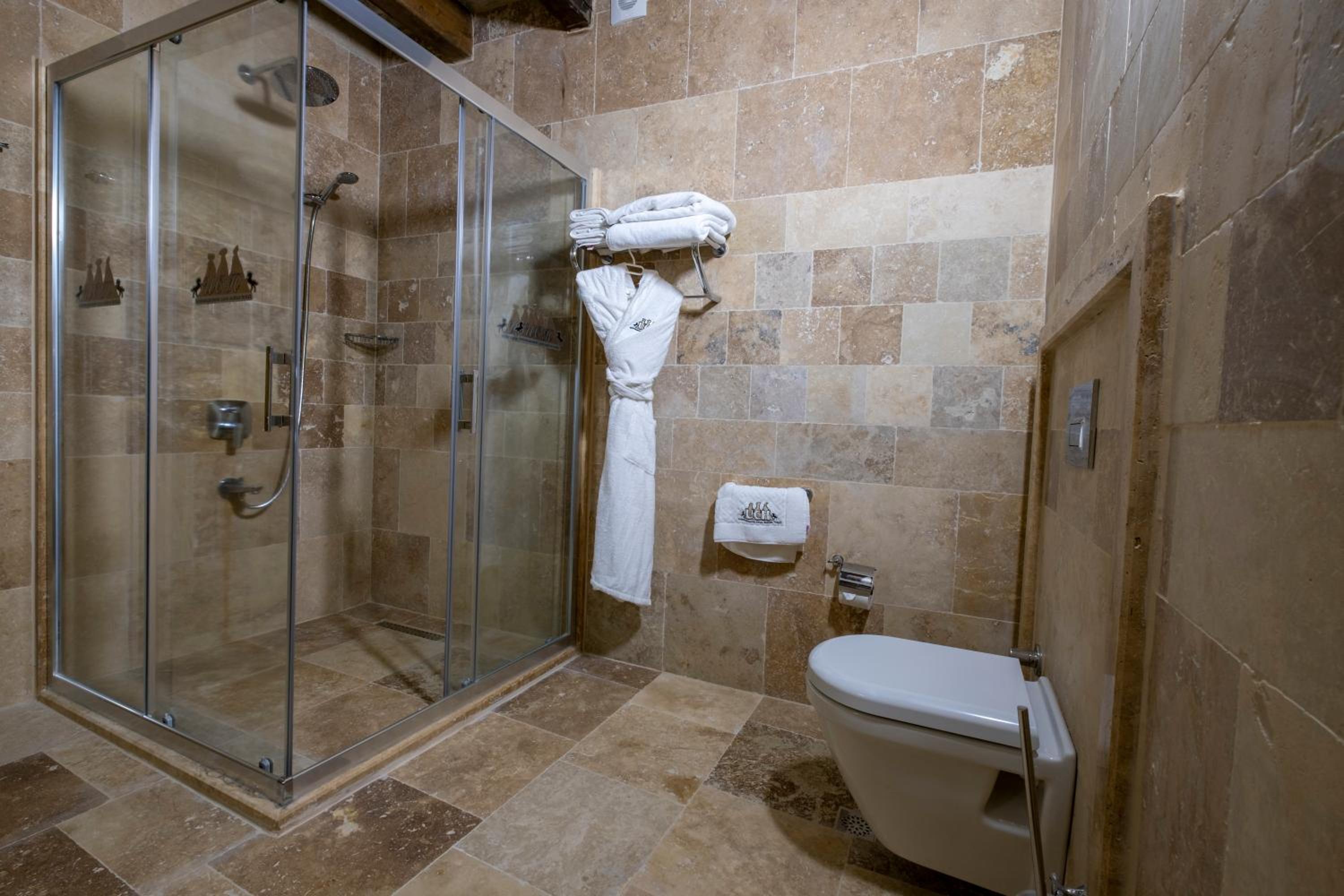 Underground Cave Suites Hotel - Image 12