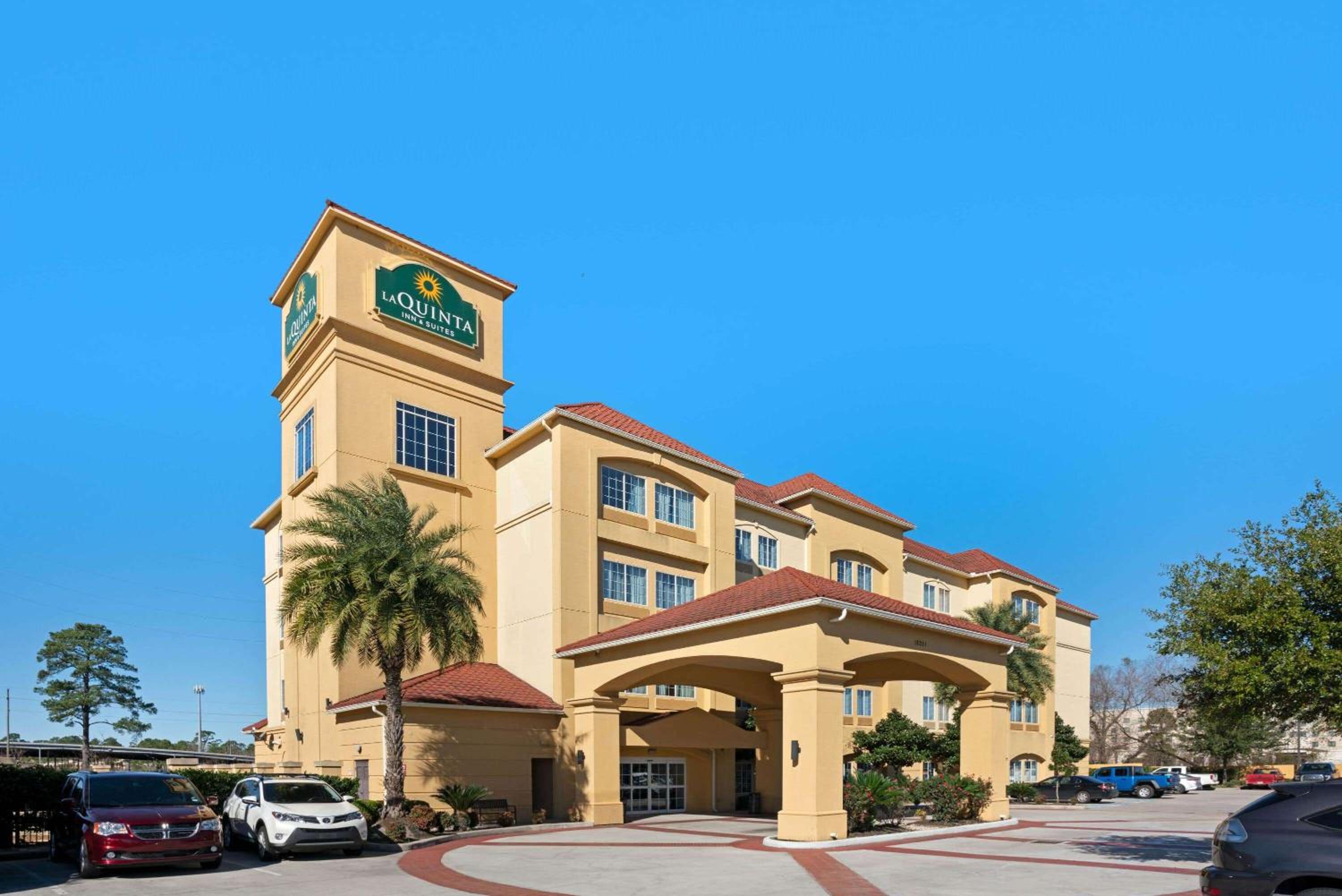 Hotel La Quinta Inn & Suites by Wyndham Houston Bush Intl Airpt E