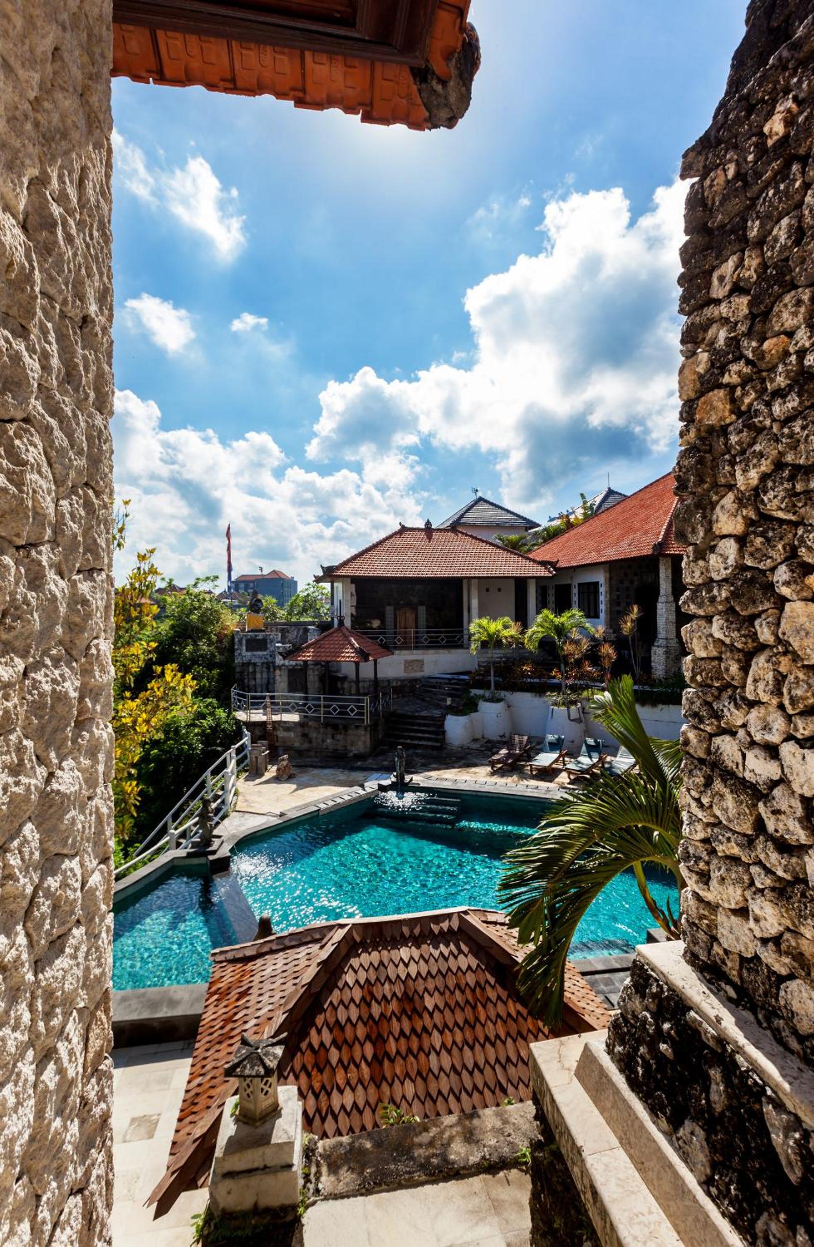 Uluwatu Mansion Villas