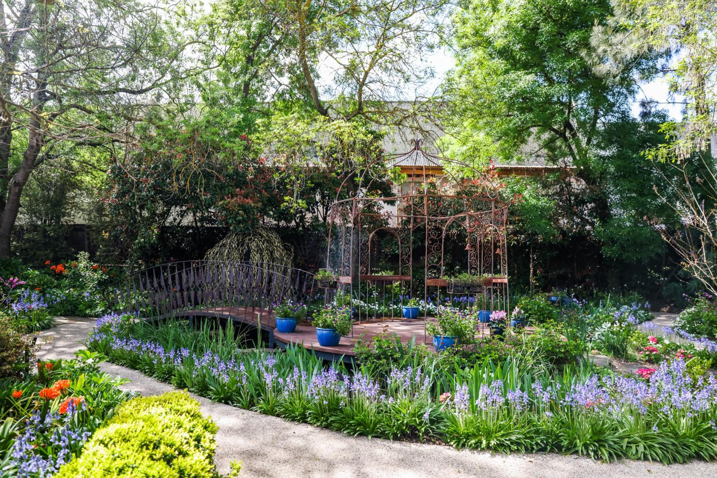 Elizabethan Lodge