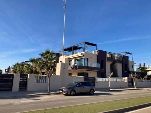 3 room Penthouse Higuericas Playa