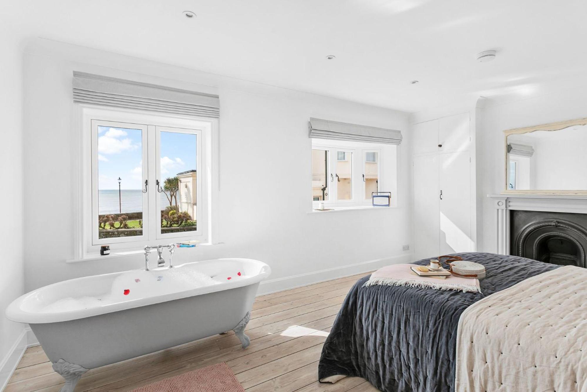 The Pink House, Budleigh Salterton view 2
