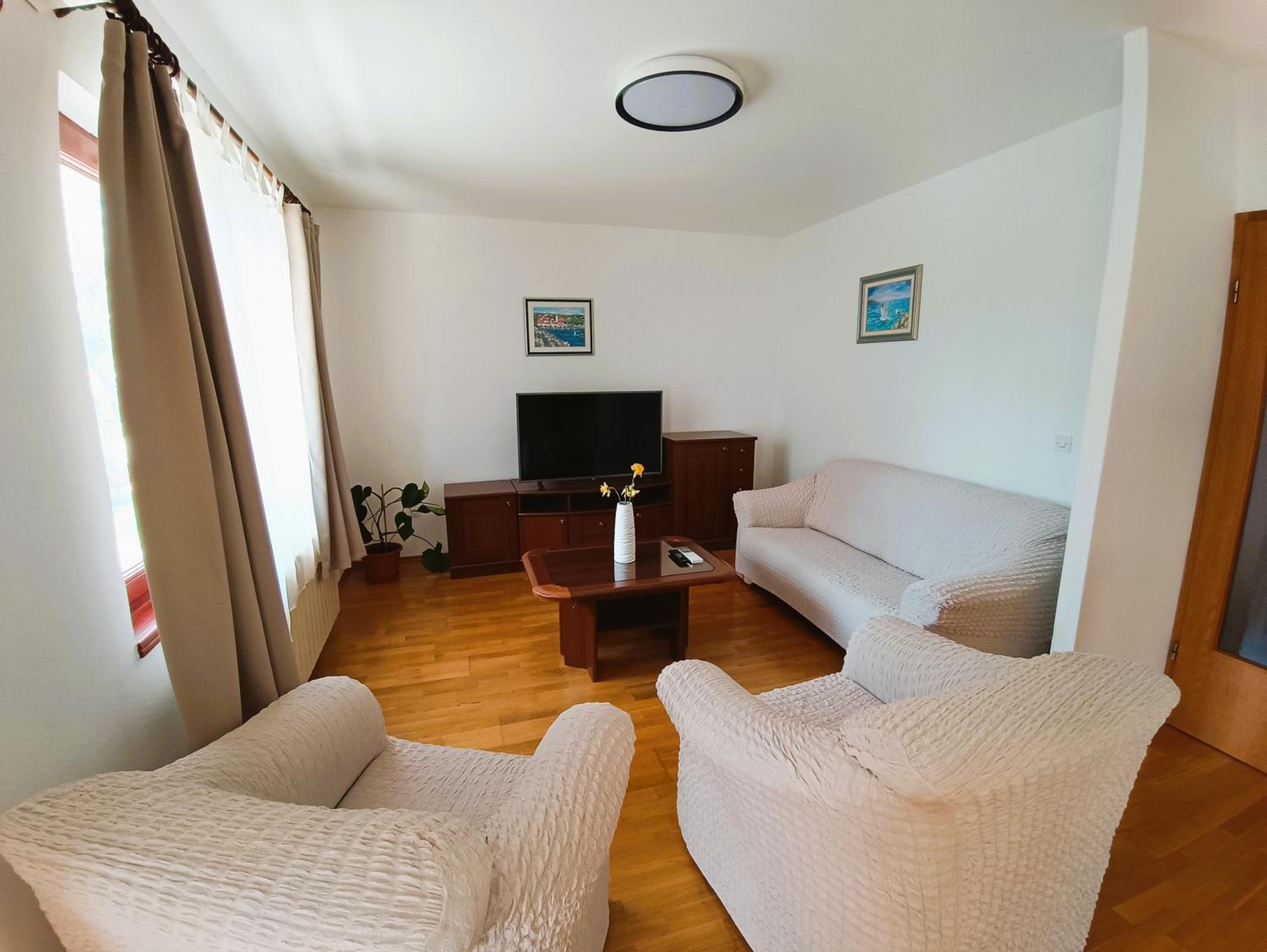 Apartment Katarina