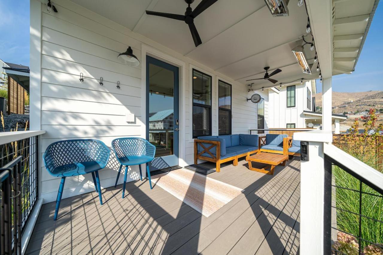Dock Holiday with Carriage House #134