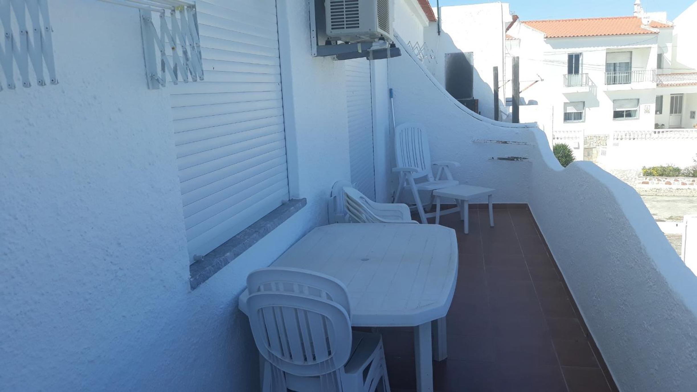 Apartamentos Salema Praia Club