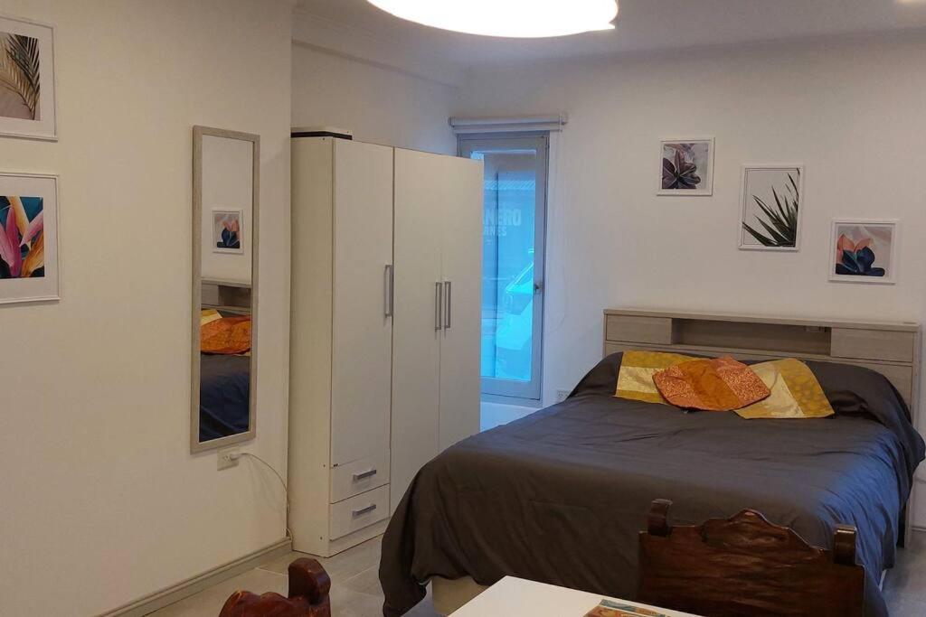 Departamento en pleno centro.