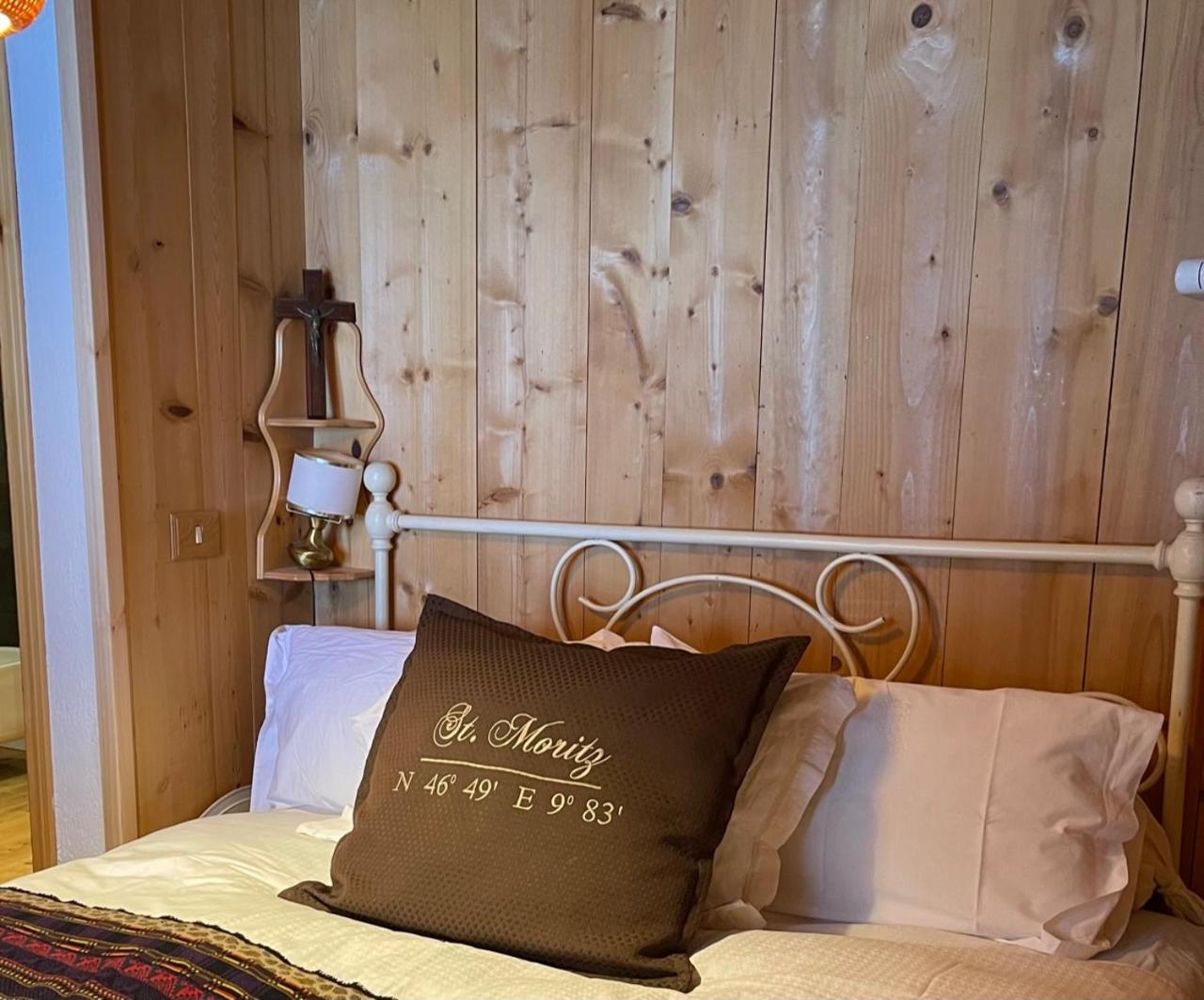Chalet Leonard House in the Woods