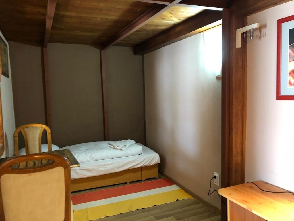 Három Tarka Macska Apartmanok