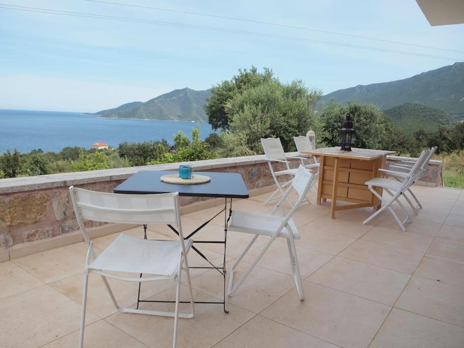Seaview lovely Villa