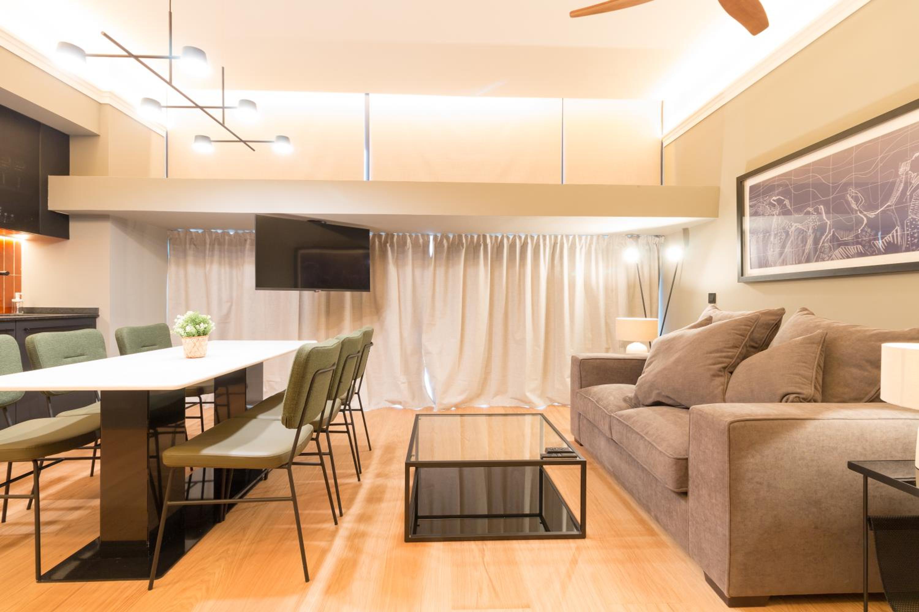 Old Town Apartments by Staynnapartments