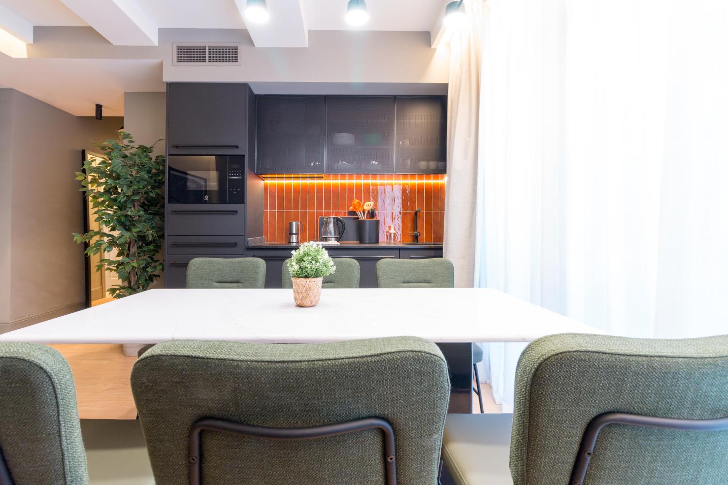 Old Town Apartments by Staynnapartments