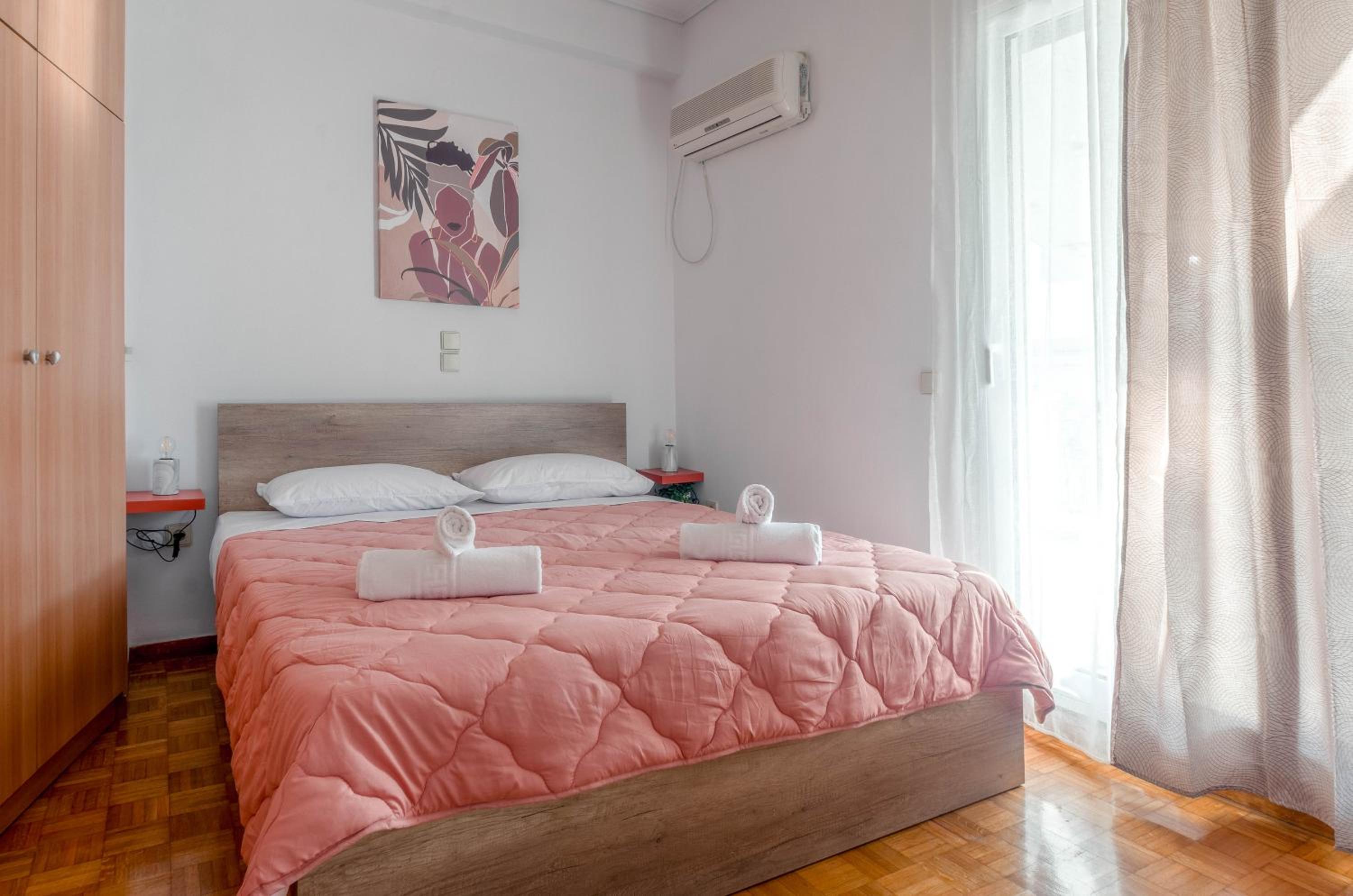 Penthouse 2Bd apartment in the heart of Koukaki photo 2