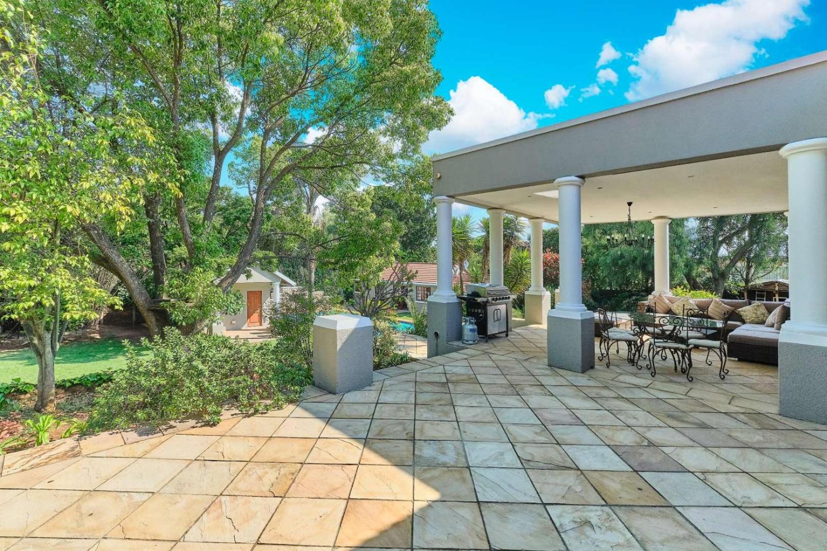 Rose Road Manor - Houghton Johannesburg