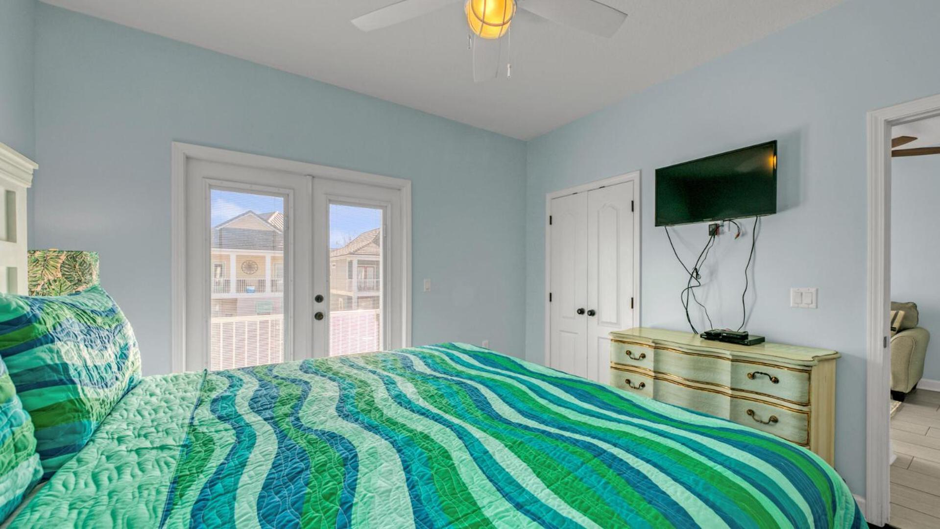 Have a Stunning Tahitian Daydream at Villages of Crystal Beach view 5