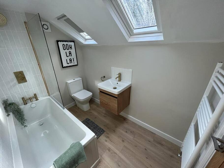 Caernarfon modern townhouse Snowdonia