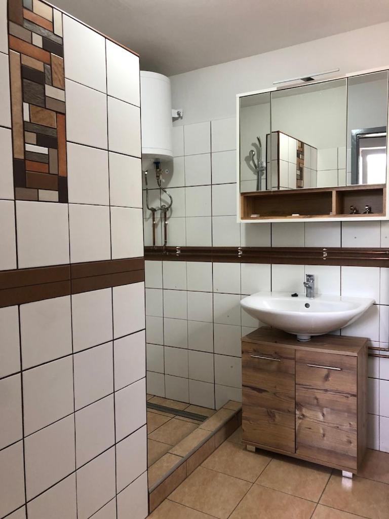 Három Tarka Macska Apartmanok
