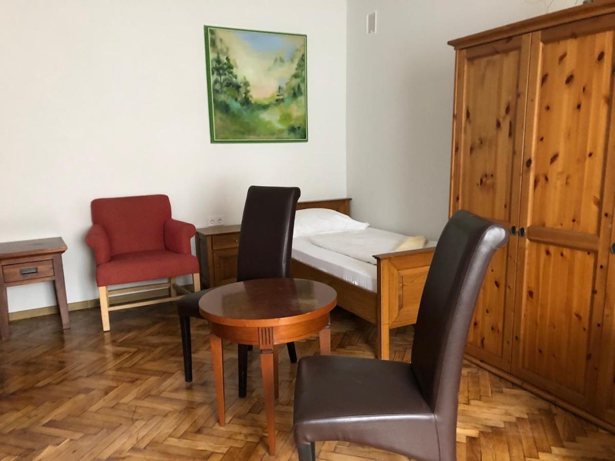 Három Tarka Macska Apartmanok