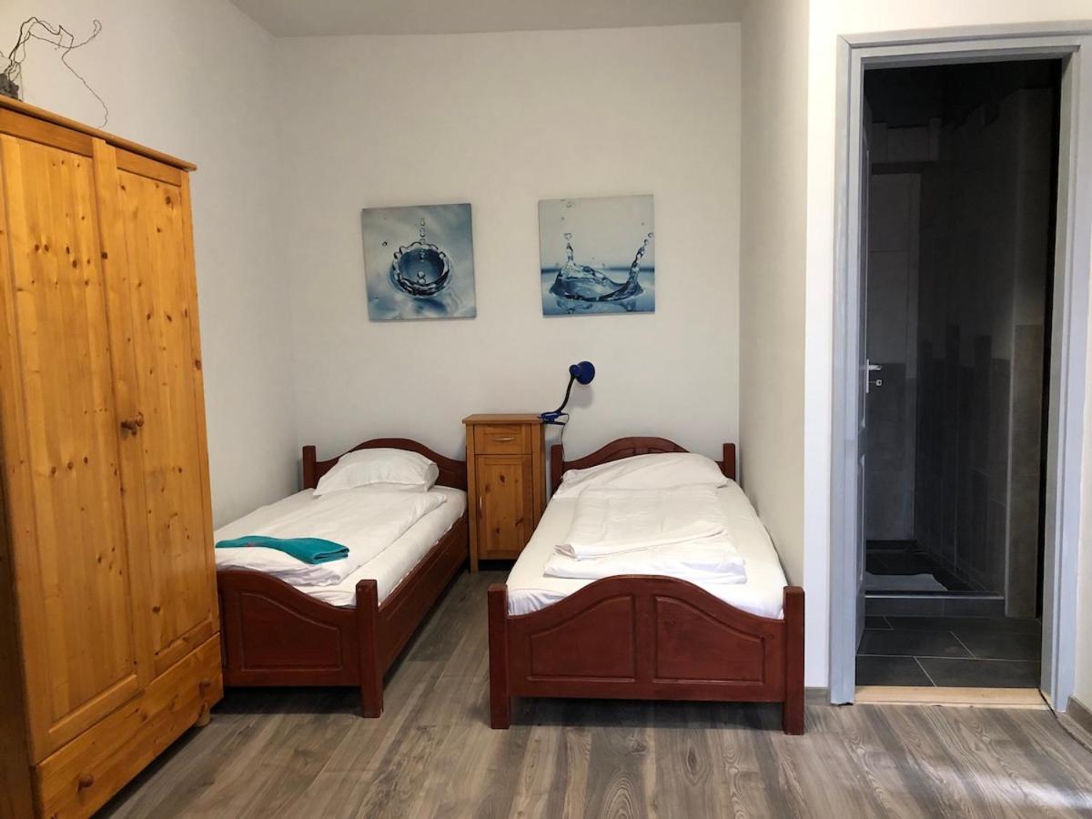 Három Tarka Macska Apartmanok